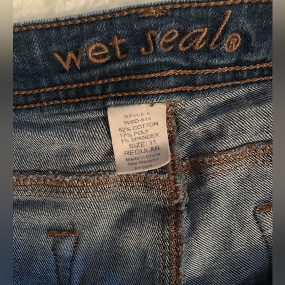 Wet Seal Size 11 Distressed Skinny Jeans - Picture 3 of 5